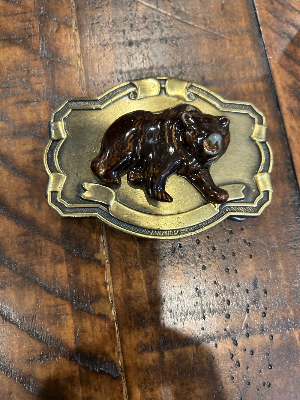 Raintree 1970’s Bear Brass-Tone Belt Buckle in Brown and Gold